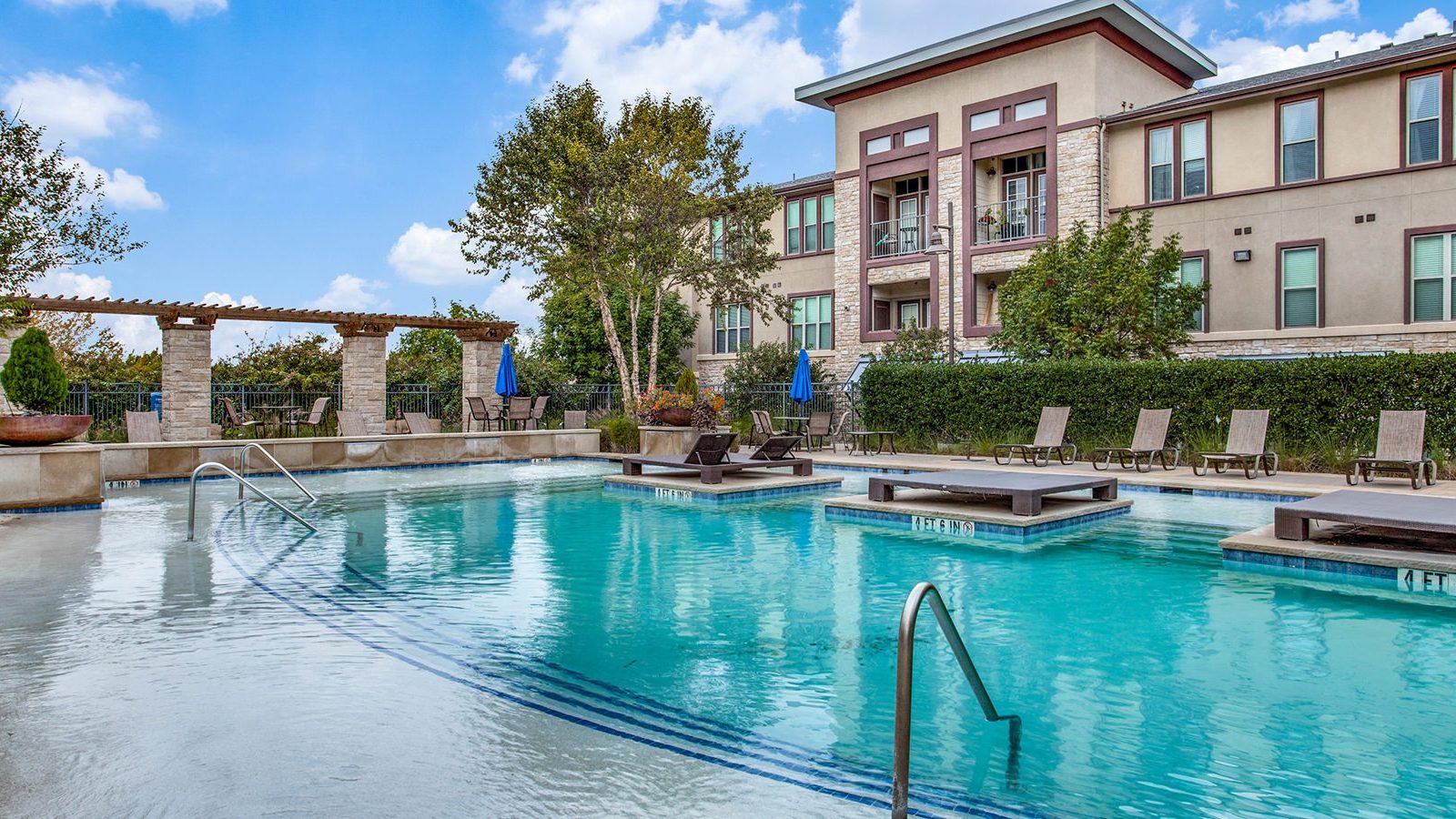 Luxury Apartment Amenities at Twin Creeks Crossing